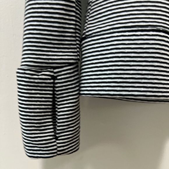 Tangerine • Women’s Collared Hoodie • Black/White Stripe • Size Small - Picture 6 of 9